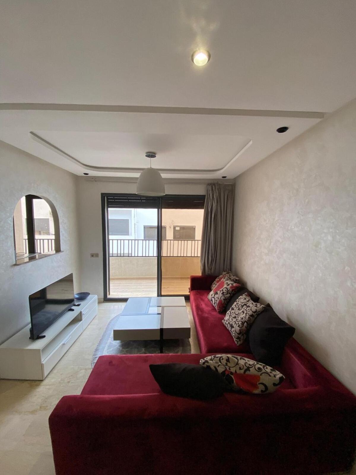 1 Bed With Balcony Near Cfc Apartment *